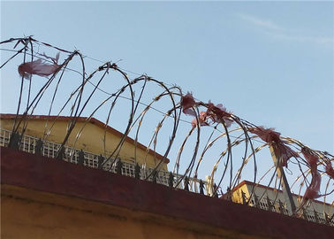 Dannert Dây Dao cạo Dây thép gai Nhà tù quân sự Hàng rào cuộn dây lớn